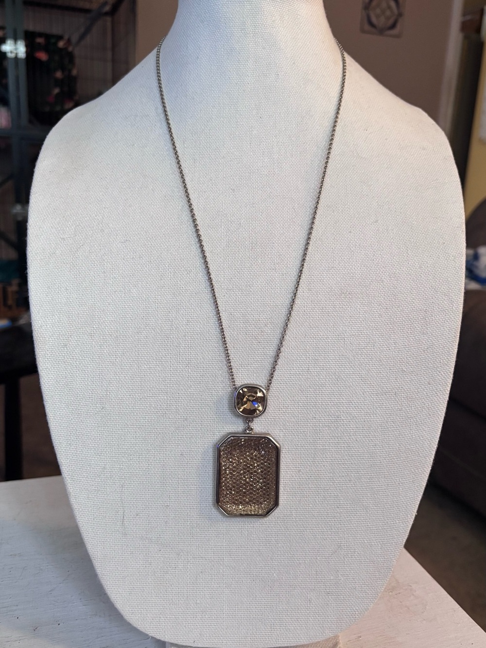 3/$20 Long Dana Bachman Champagne Crystal Pendant Necklace